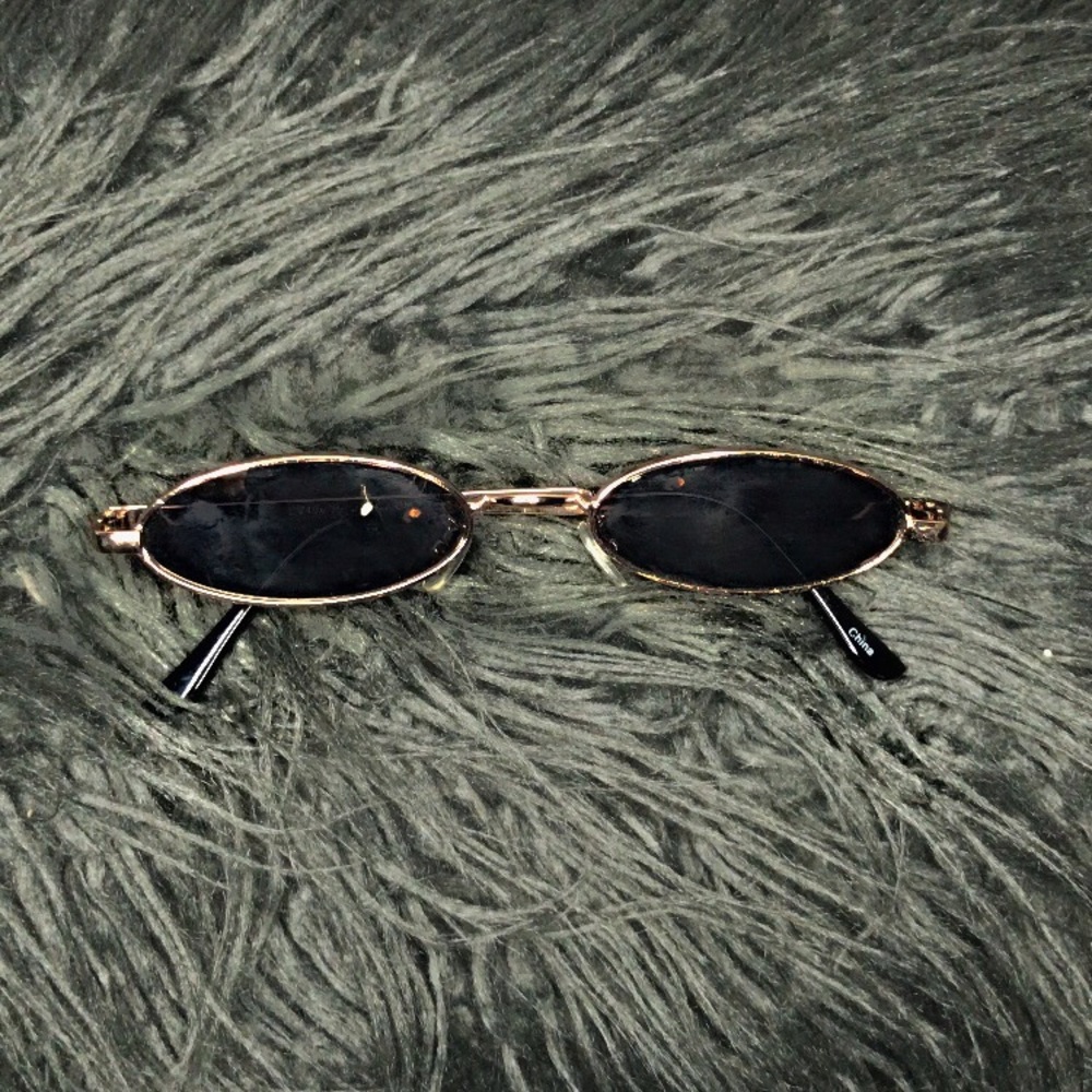 Black and Gold Retro Sunglasses